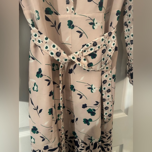 Boden Cream and Green Floral Long Sleeve Dress - Picture 4 of 7